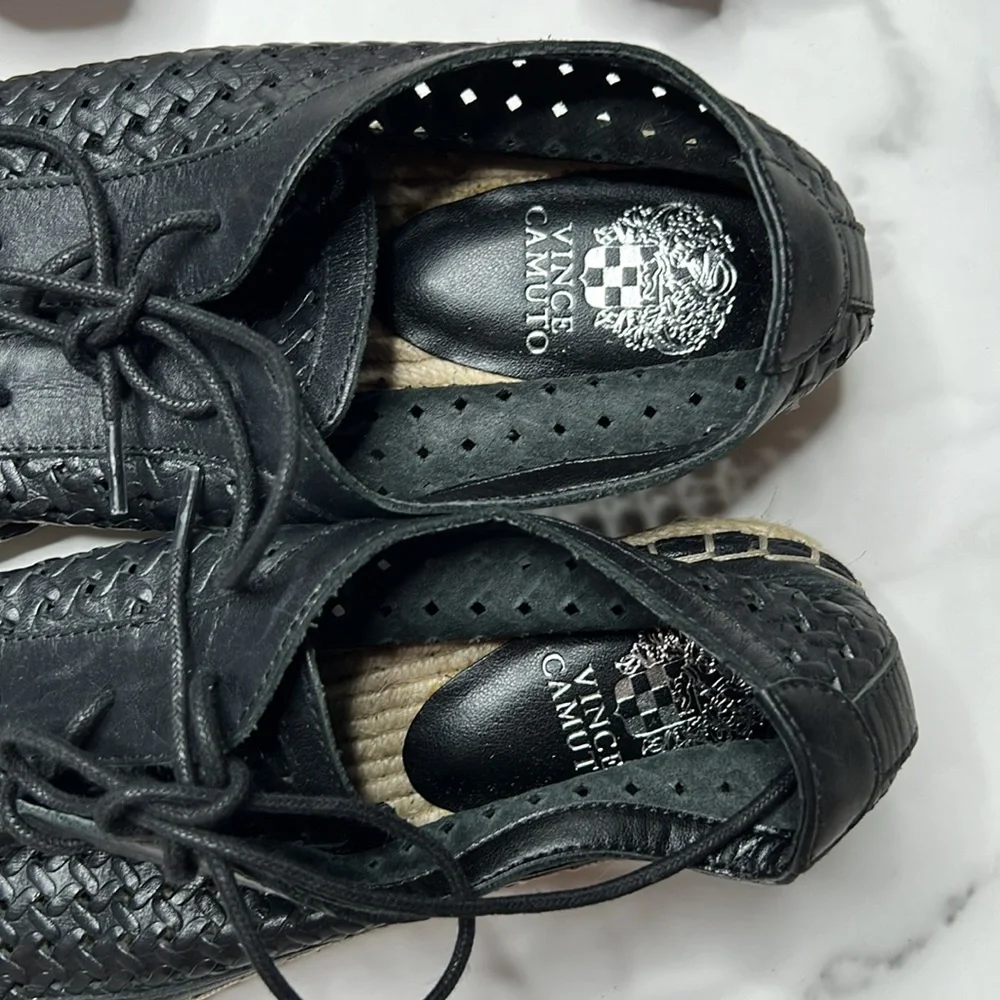Vince Camuto Galstita Lace-Up Sneaker